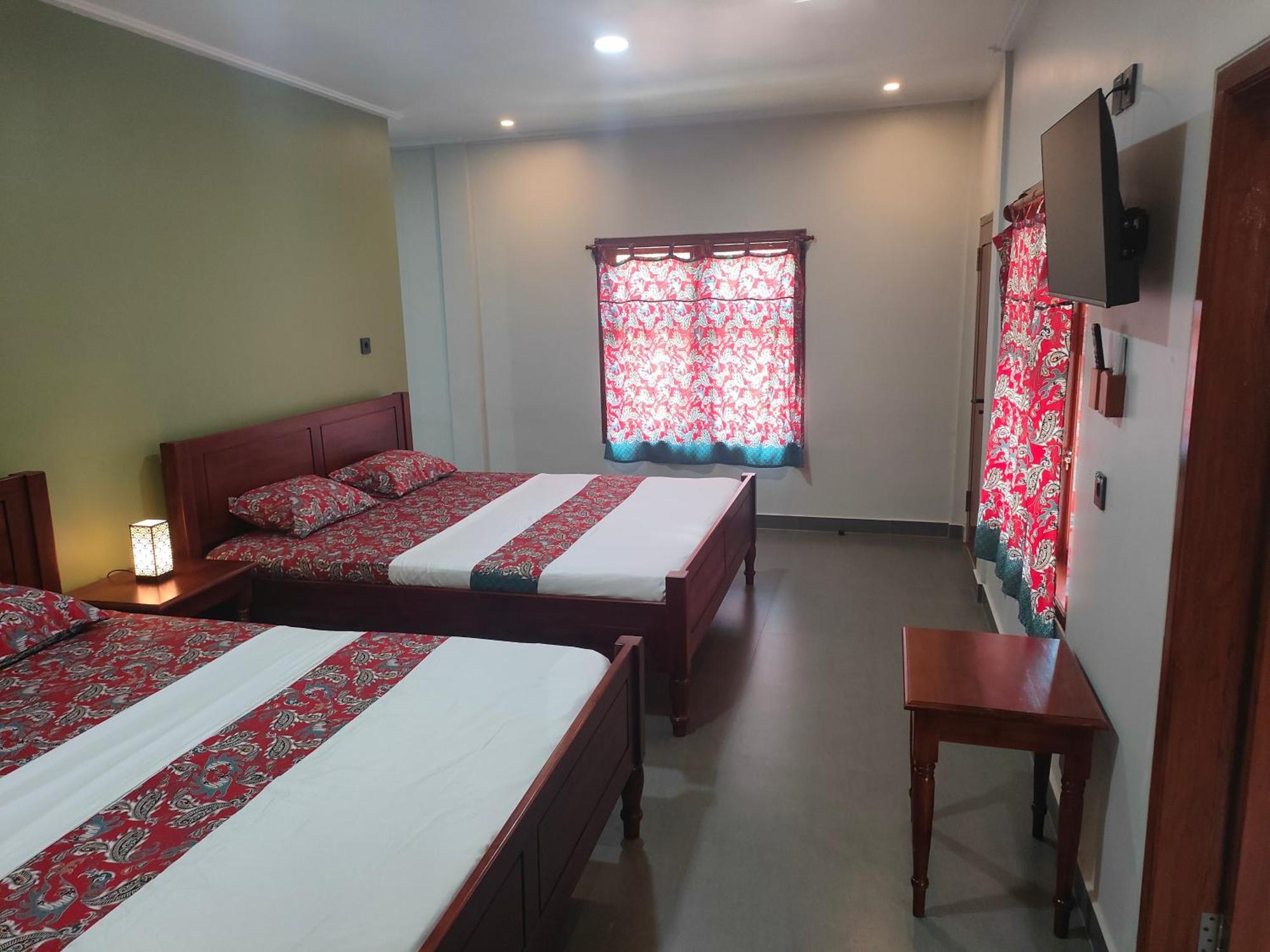 Mango Guesthouse Pangandaran Exteriör bild